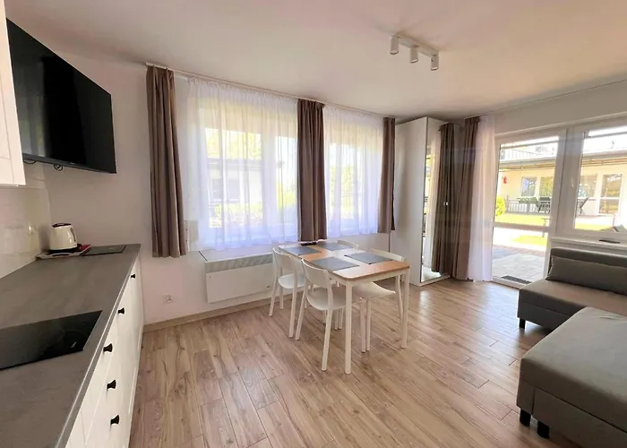 Comfortable Homes, Right By The Hébergement de vacances